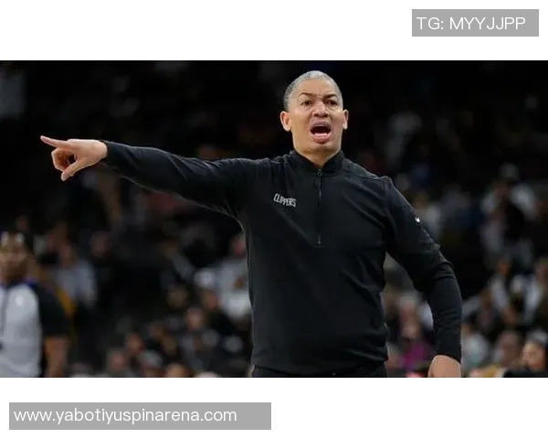 泰伦卢赞比尔努力拼搏回归赛场期待他展现真实自我